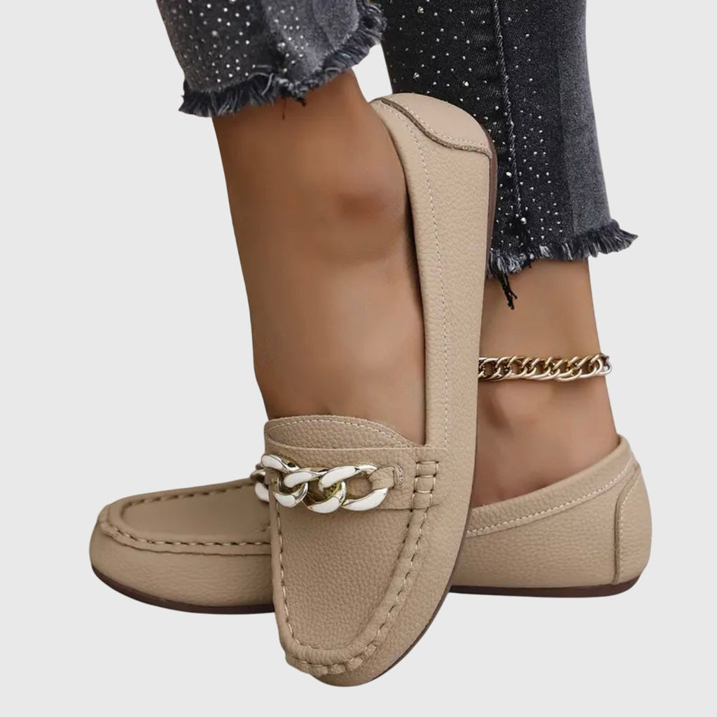 Elvoria | Mocassini eleganti da donna slip-on con catena decorativa