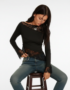 Juno | Top Asimmetrico in Pizzo da Donna con Maniche Lunghe
