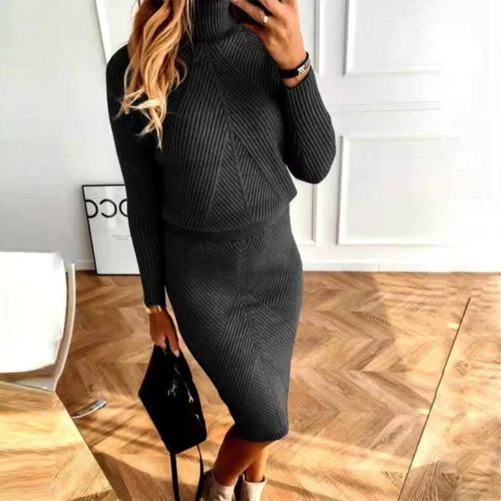 Sughra | Maglia a Collo Alto con Motivo Chevron