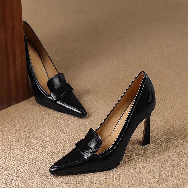 Velmora | Scarpe eleganti da donna in vernice con punta a punta