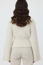 Sabine | Cardigan da donna con scollo profondo e taglio asimmetrico