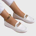 Elvoria | Mocassini eleganti da donna slip-on con catena decorativa