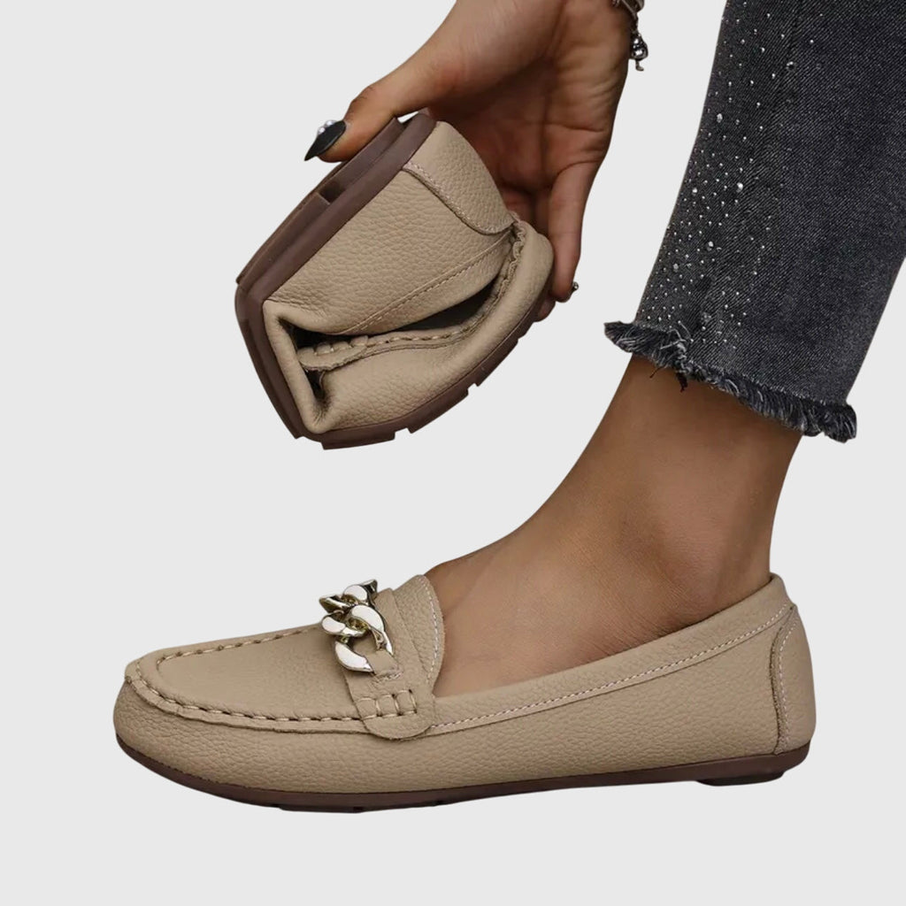 Elvoria | Mocassini eleganti da donna slip-on con catena decorativa