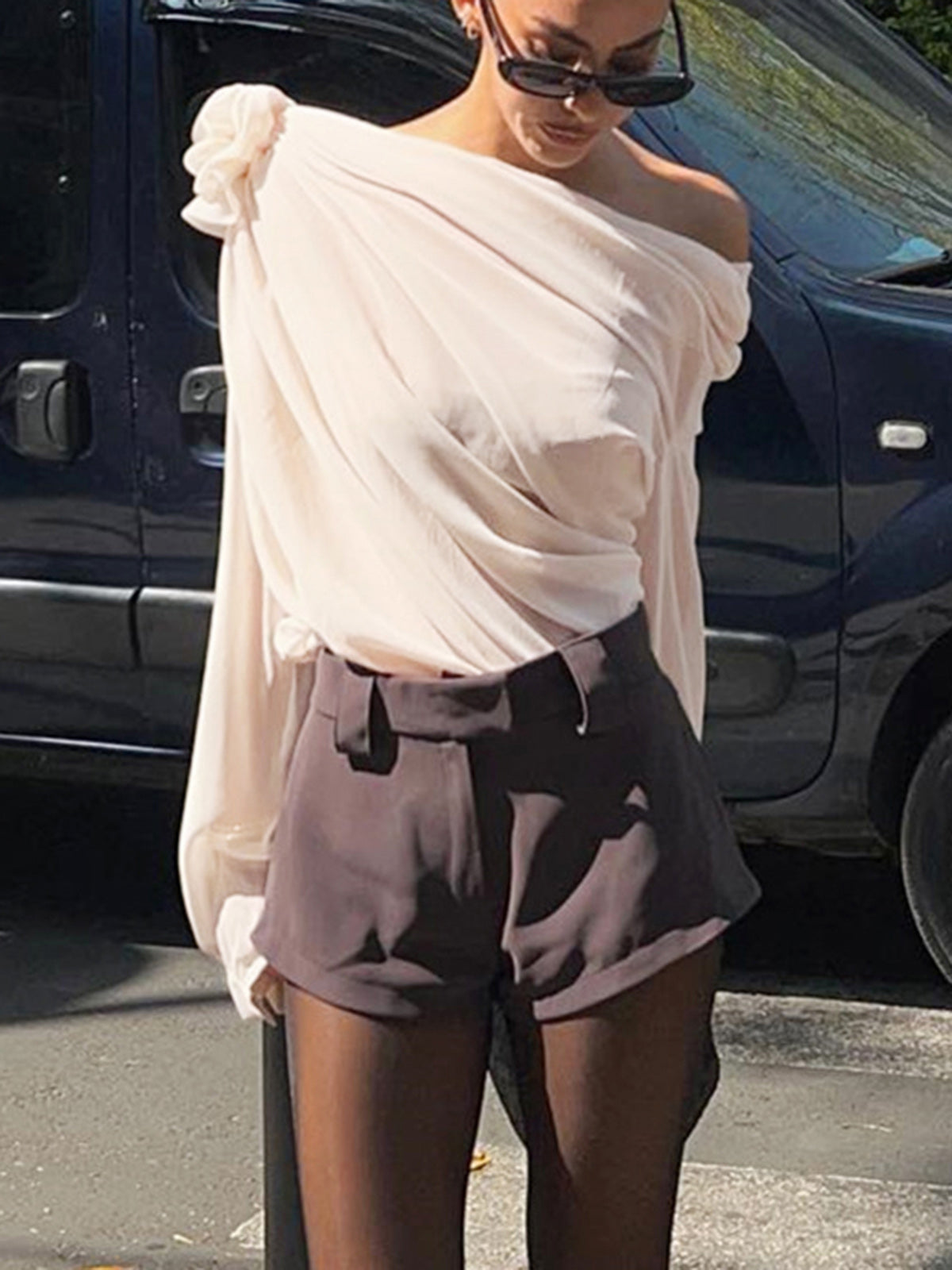 Lurevia | Blusa elegante da donna monospalla con drappeggio e fiore