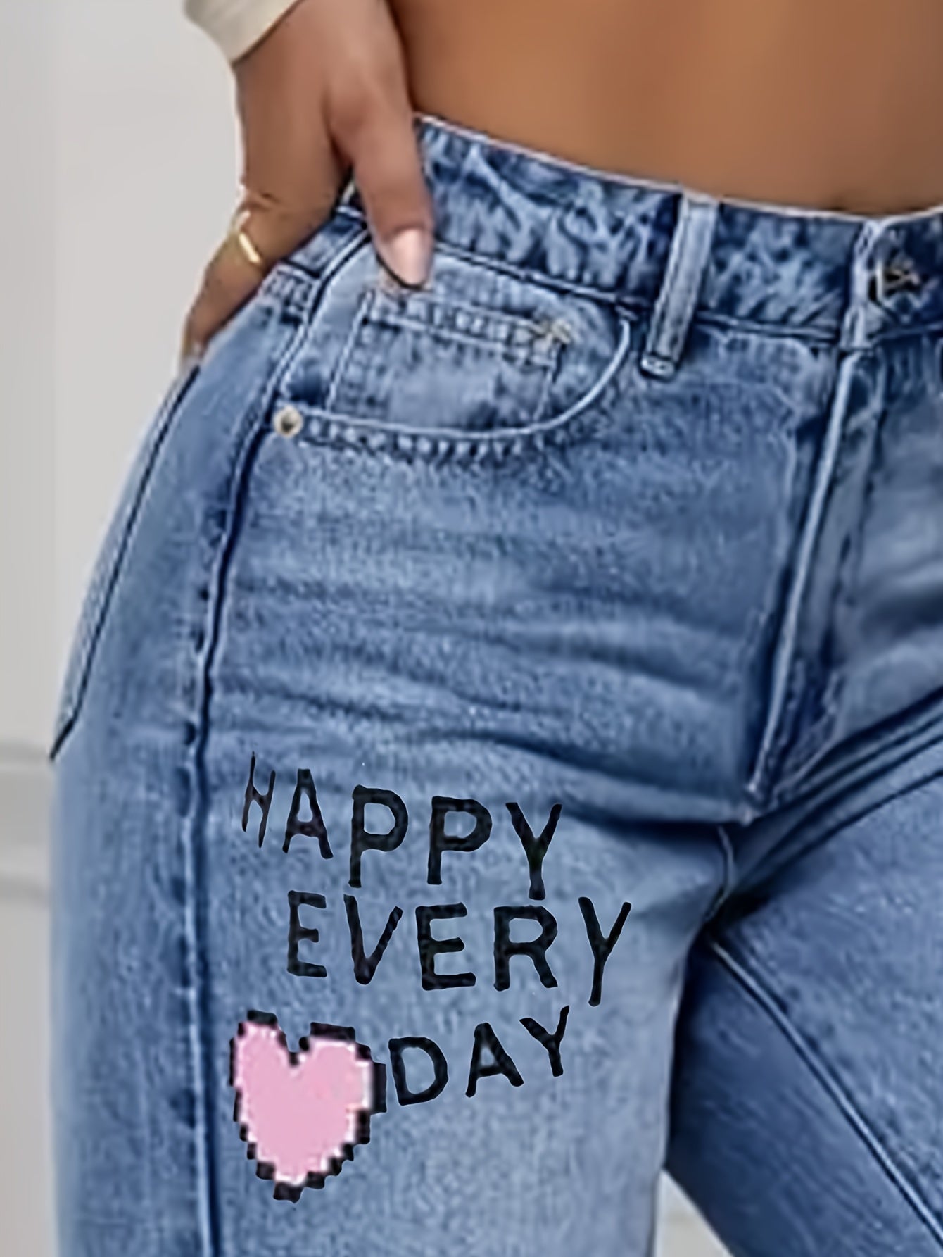 Denivra | Jeans da donna strappati con ricamo, modello ampio