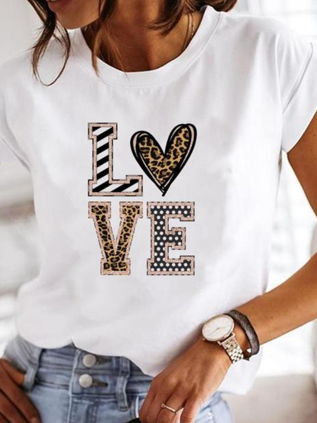 Selah | Women's T-Shirt with Heart Motif