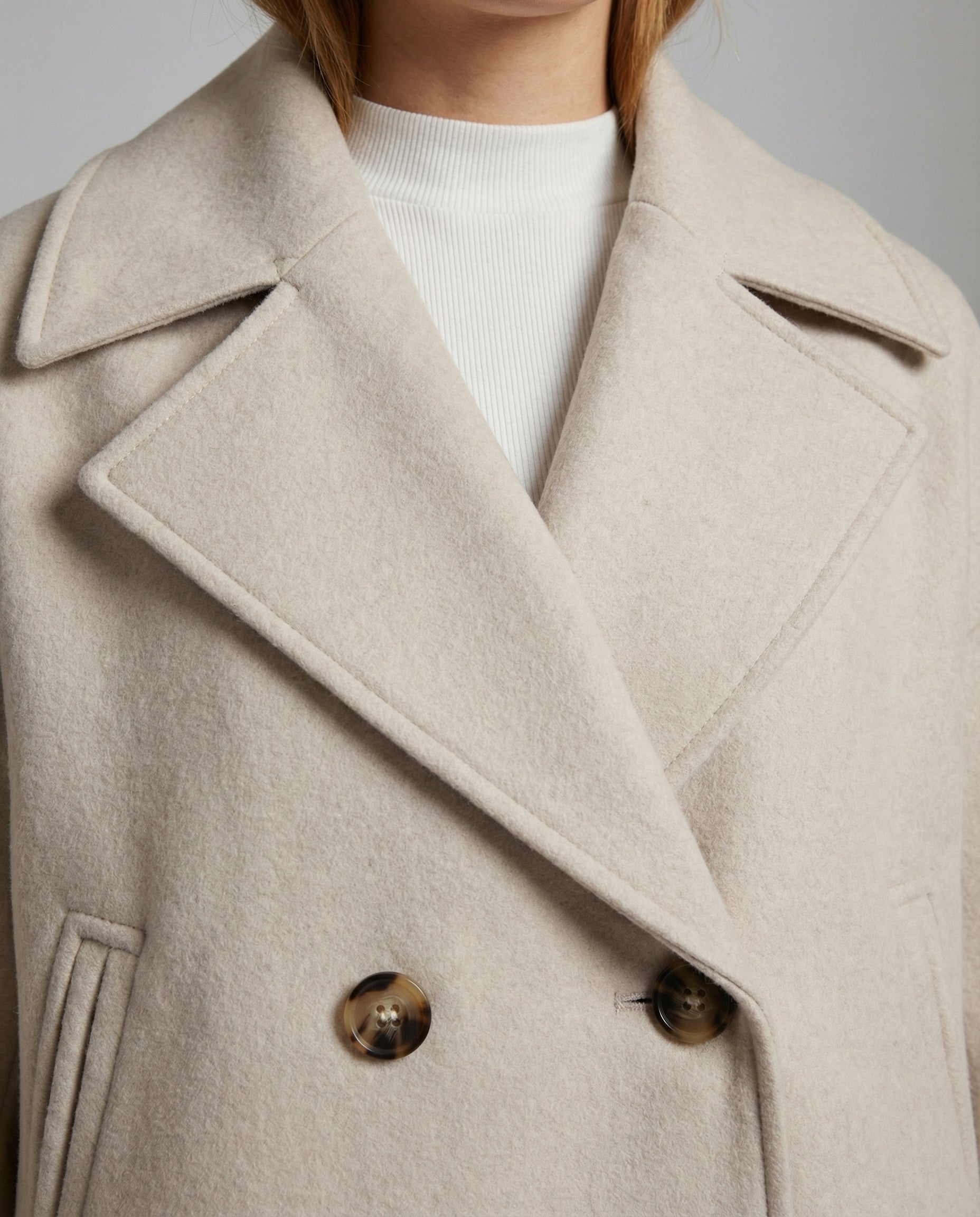 Veloura | Giacca corta autunnale da donna doppiopetto casual
