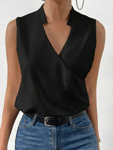 Ariadne | Women's sleeveless blouse with floral pattern and V-neckline