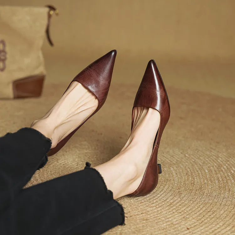 Elena | Eleganti décolleté con tacco basso e punta a punta