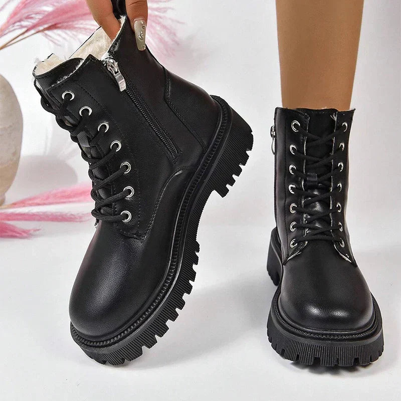 Nuvelle | Women's Insulated Hiking Ankle Boots