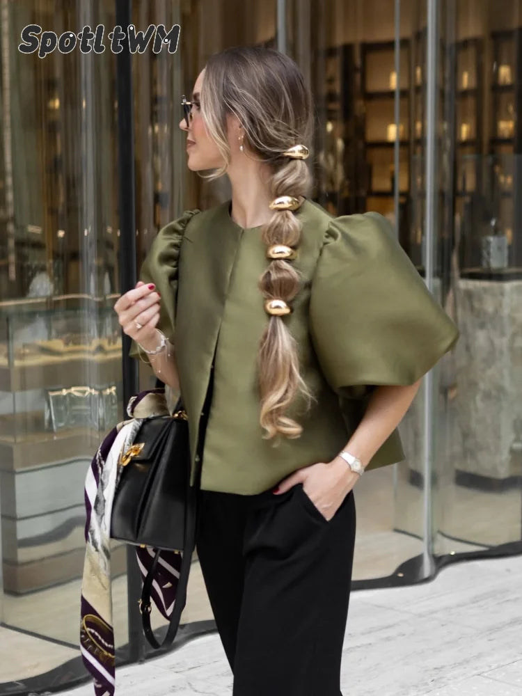 Zarevia | Blusa elegante da donna in raso con maniche a sbuffo