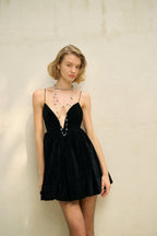 Alicja | Vestito mini da donna con scollo a V e laccio