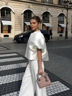 Kayleigh | Elegante Completo Donna in Raso con Maniche a Sbuffo
