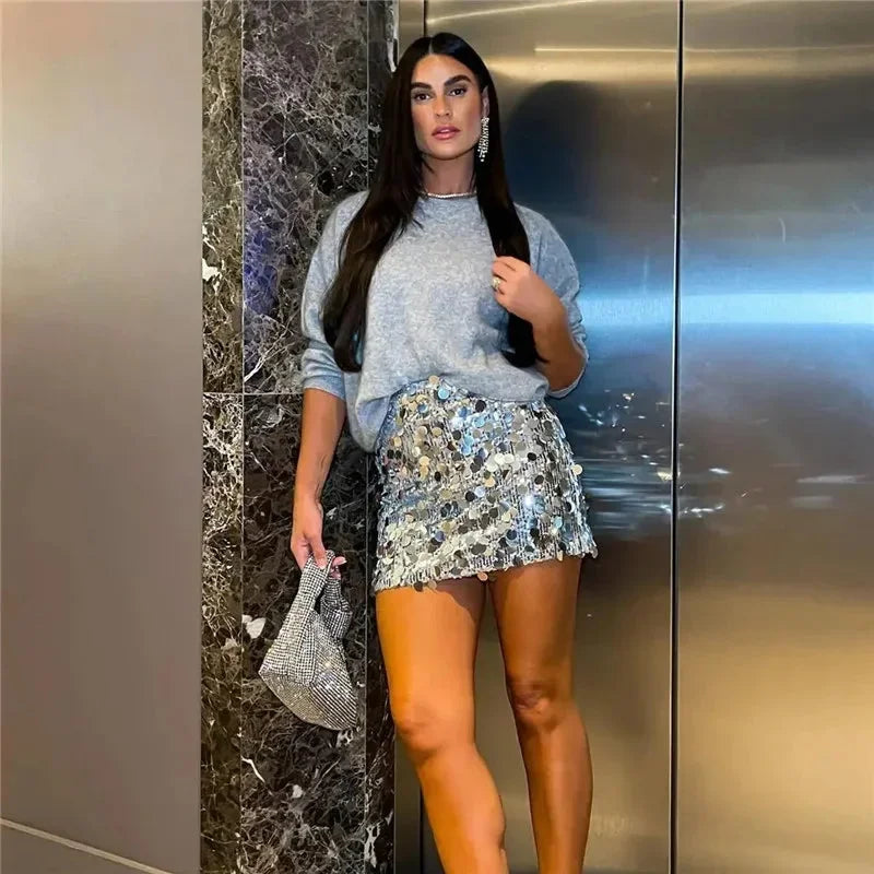 Gonna corta donna con paillettes e taglio aderente