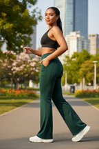 Outdoor lifestyle foto flared yoga pants