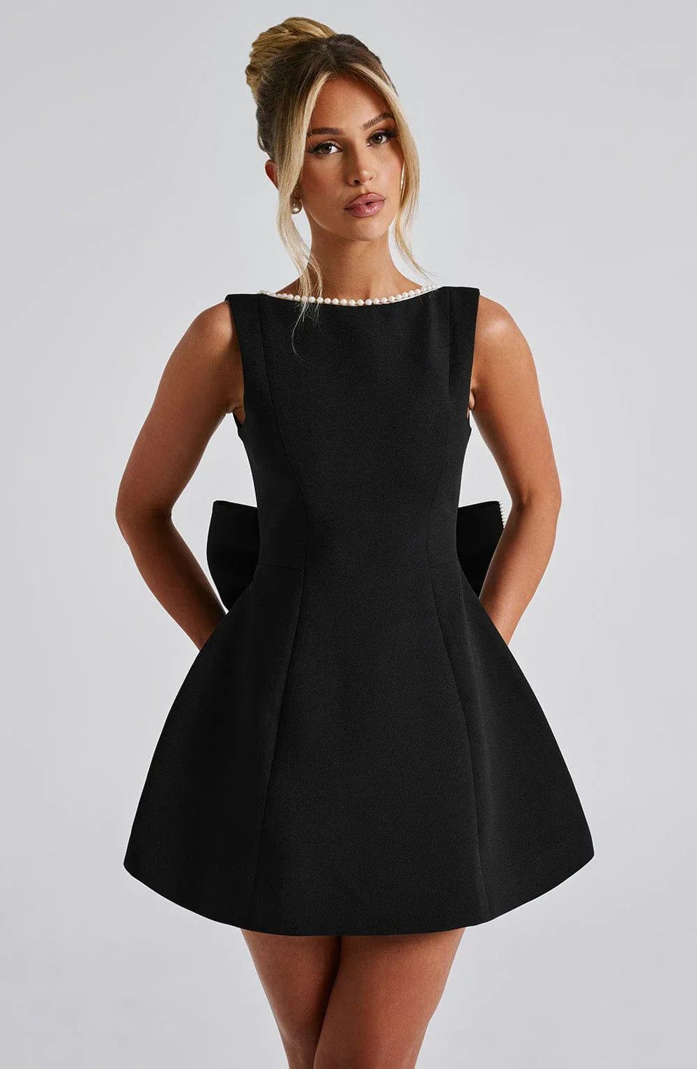 Elowen | Women's Elegant Mini Dress with Decorative Bow