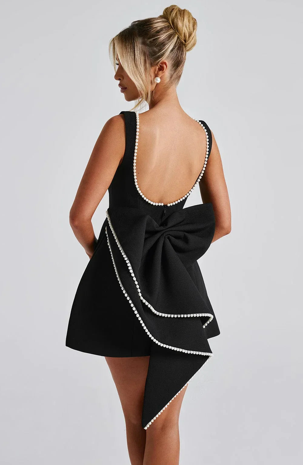 Elowen | Women's Elegant Mini Dress with Decorative Bow