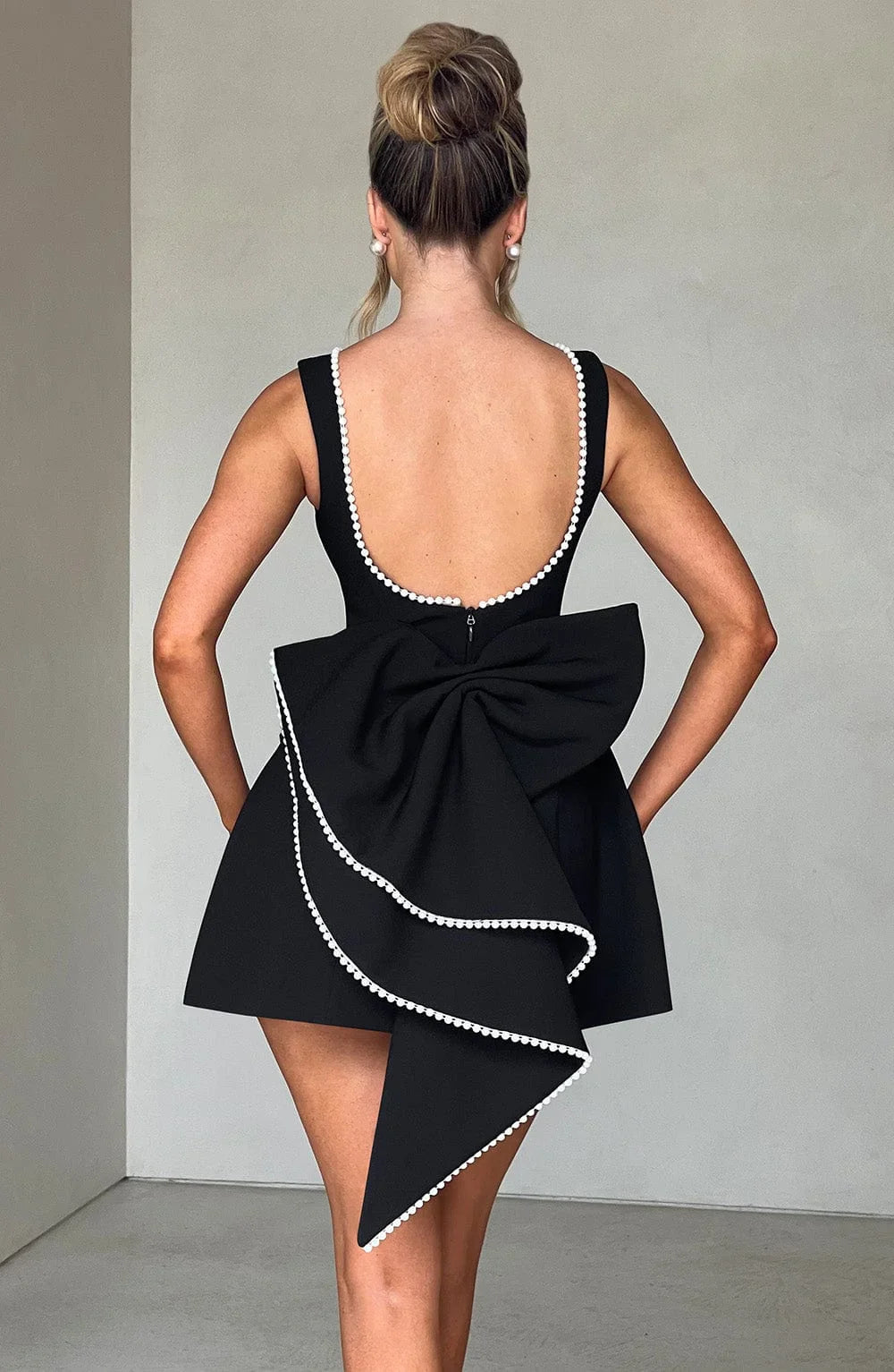 Elowen | Women's Elegant Mini Dress with Decorative Bow