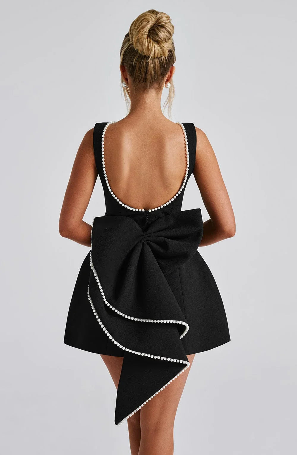 Elowen | Women's Elegant Mini Dress with Decorative Bow
