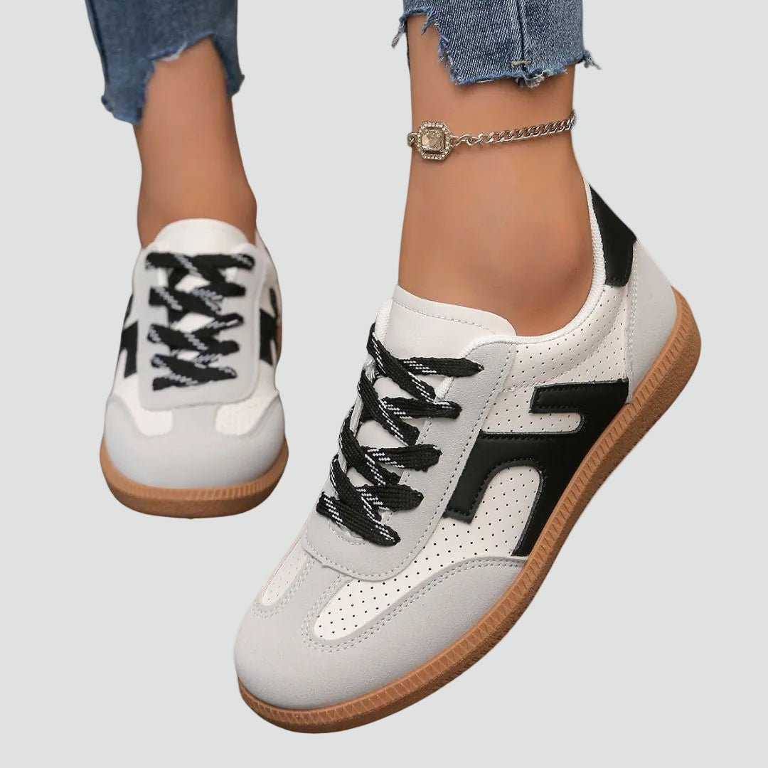 Averra | Sneakers casual da donna con lacci in stile retrò