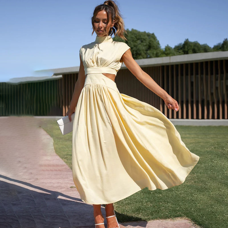 Chloé | Elegancka Sukienka Midi z Wycięciami i Drapowaniem